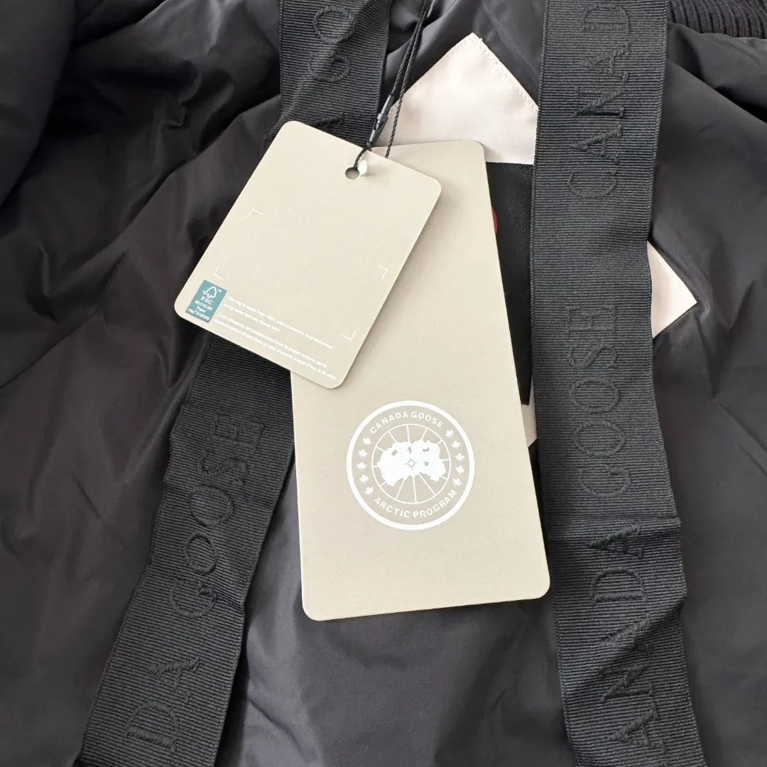 Expedition Down-Filled Puffer Jacket D49023495 — view 10