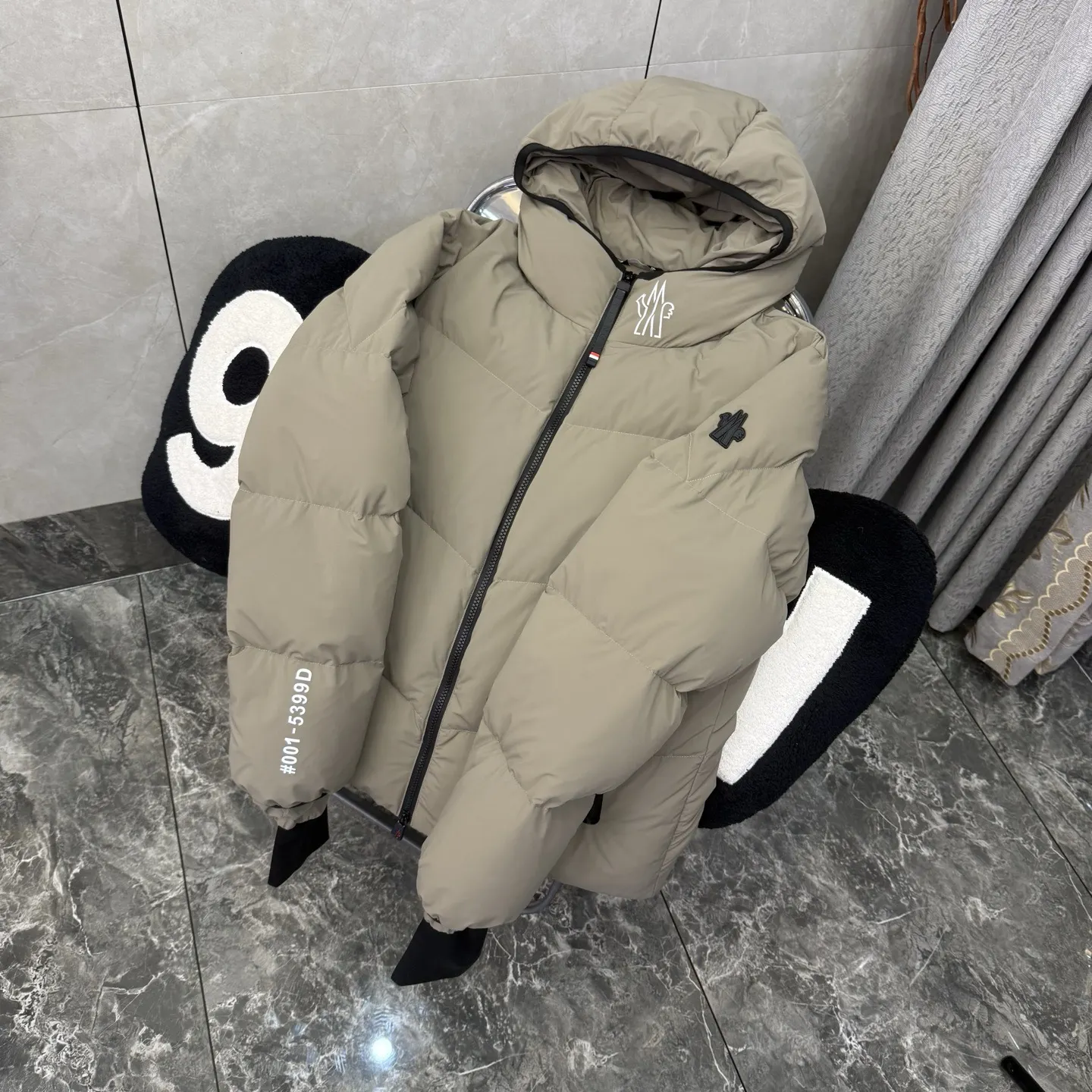 Moncler Grenoble Arcesaz Hooded Down Ski Jacket D51019971 — view 2