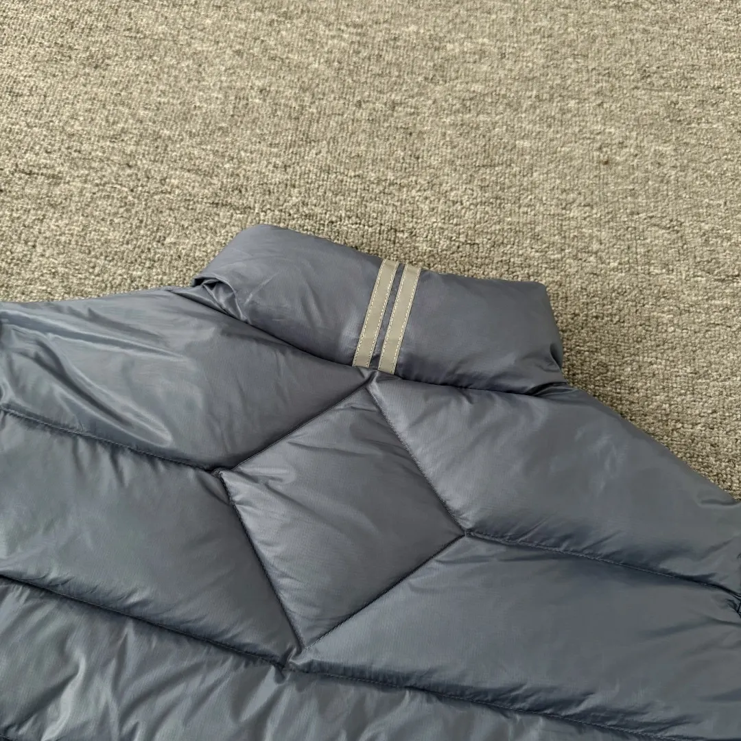 Crofton Down-Filled Puffer Jacket D51023538 — view 12
