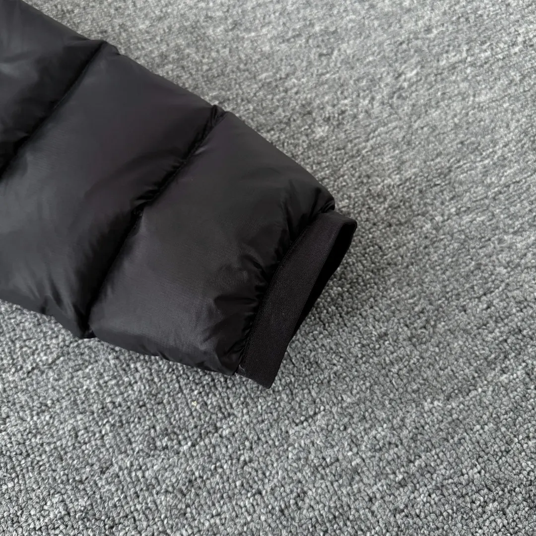 Crofton Down-Filled Puffer Jacket D51023543 — view 6