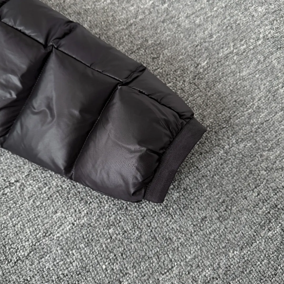 Crofton Down-Filled Puffer Jacket D51023543 — view 13