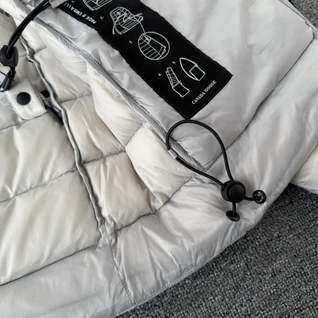 Crofton Down-Filled Puffer Jacket D51023541 — view 9
