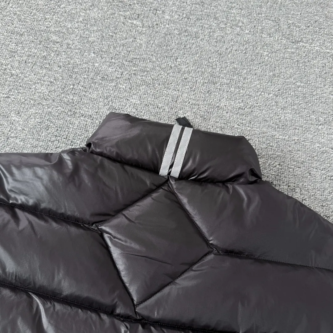 Crofton Down-Filled Puffer Jacket D51023542 — view 13