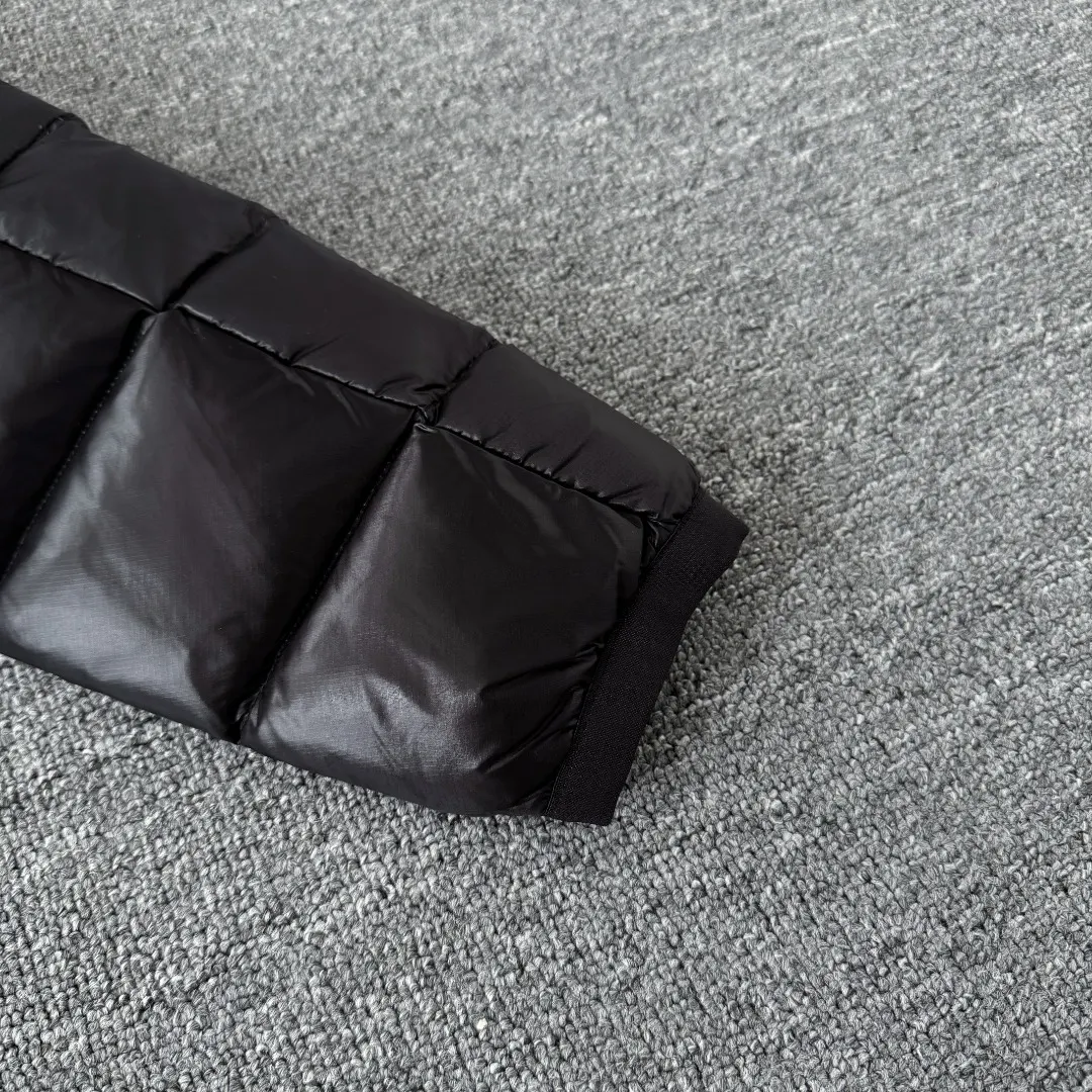 Crofton Down-Filled Puffer Jacket D51023542 — view 14