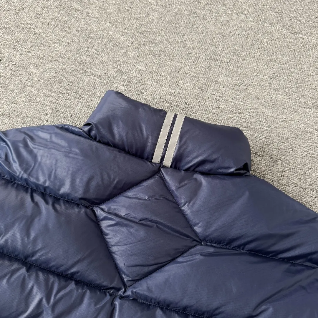 Crofton Down-Filled Puffer Jacket D51023539 — view 12