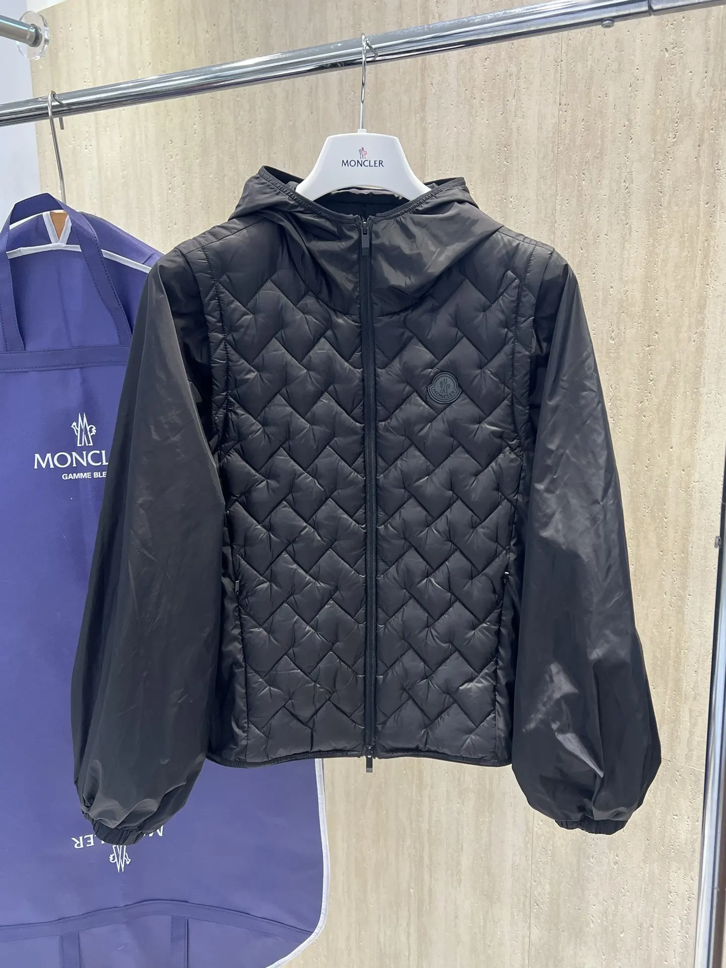 Mirage 2-in-1 Quilted Down Jacket D65019964