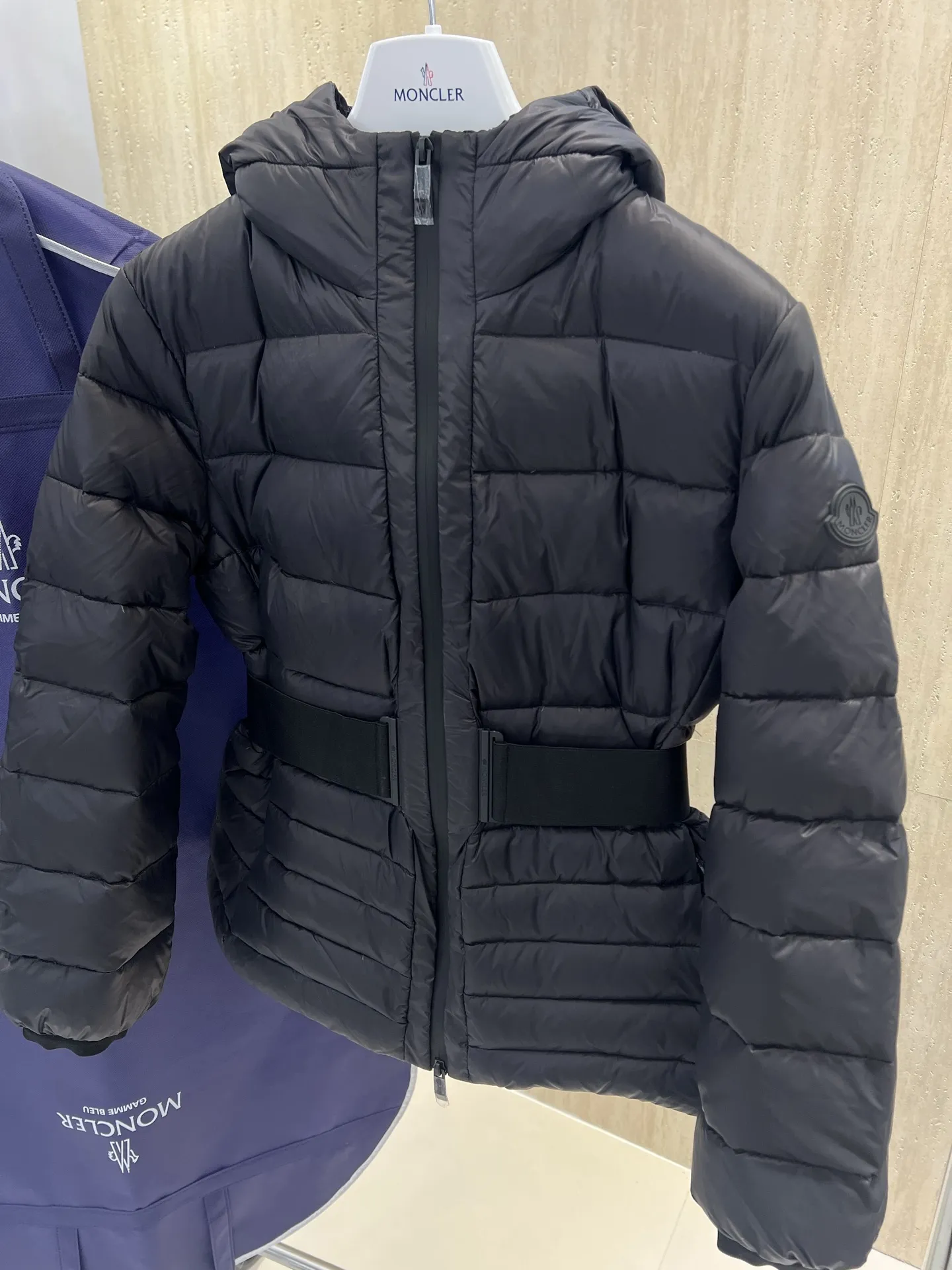 Magnolia Belted Hooded Down Jacket D81019958 — view 6