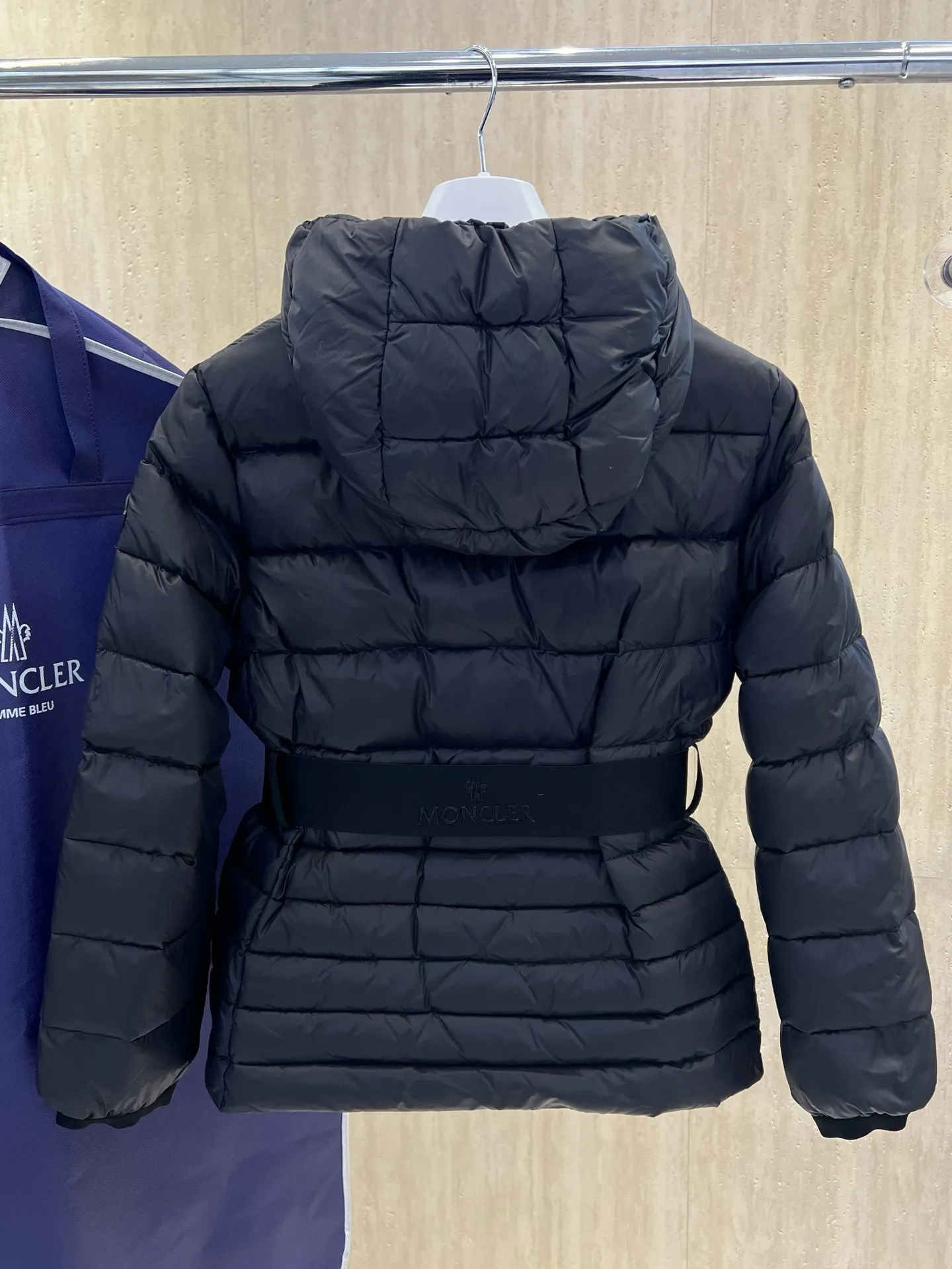 Magnolia Belted Hooded Down Jacket D81019958 — view 8