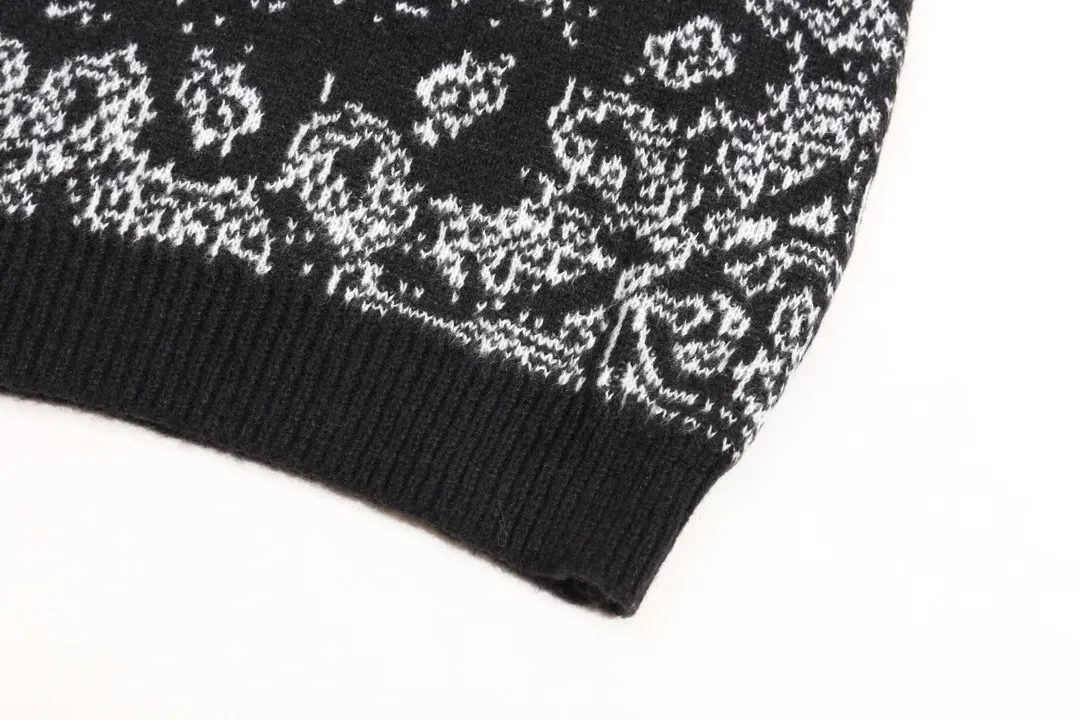 Logo-Embroidered Mohair-Blend Jacquard Sweater D20022151 — view 3