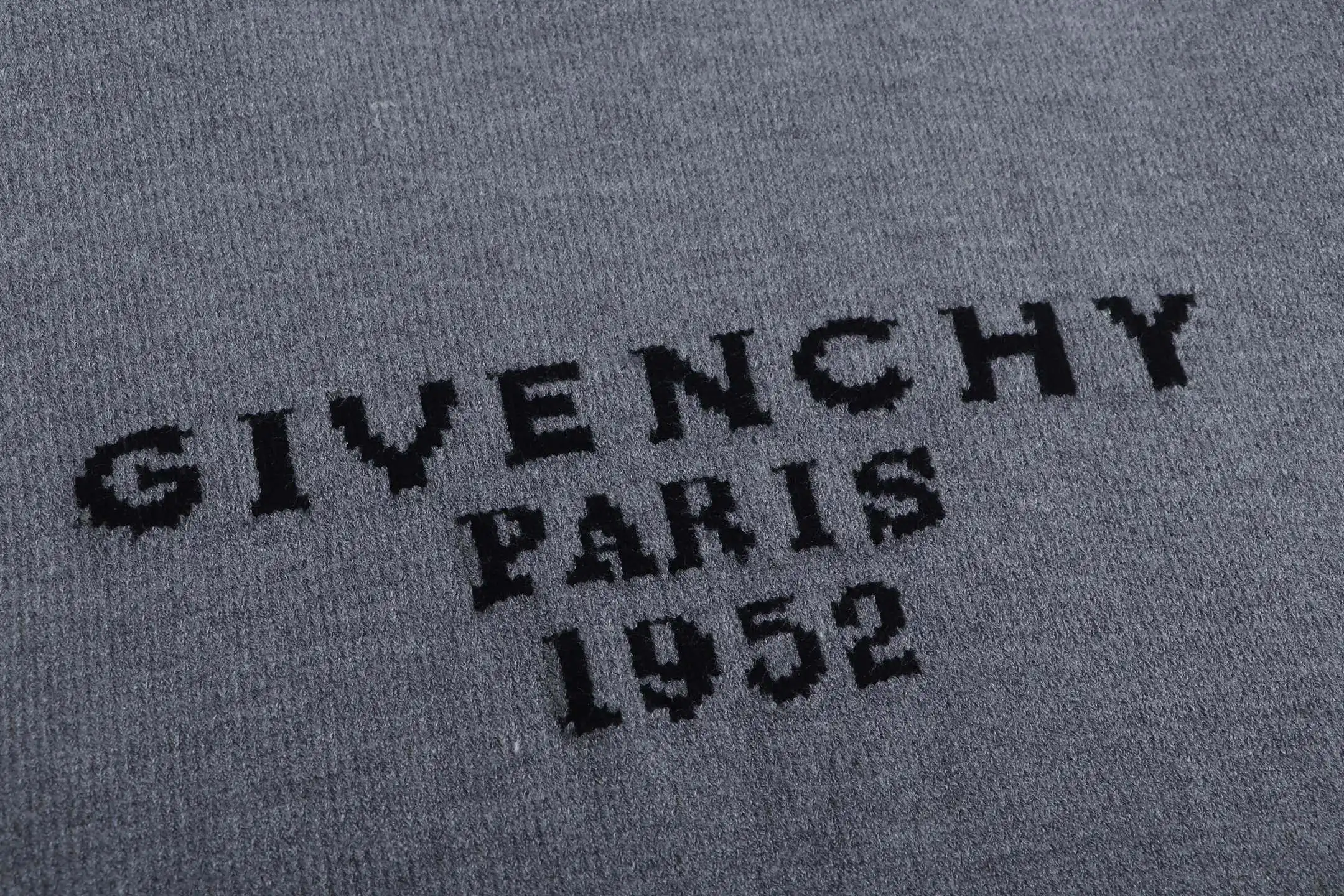 1952 Logo Intarsia Crew-Neck Sweater D20022103 — view 5