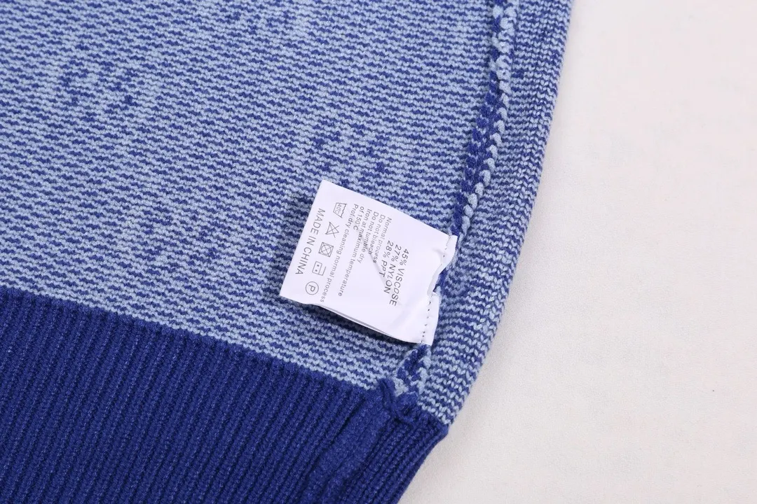 GG Monogram Jacquard Crew-Neck Sweater D20022124 — view 4