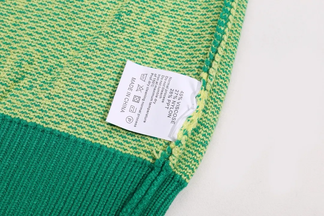GG Monogram Jacquard Crew-Neck Sweater D20022123 — view 4