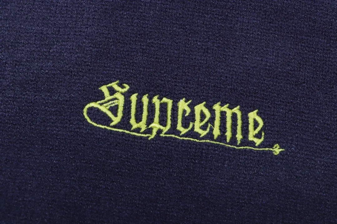 Embroidered Logo Crew-Neck Sweater D20022088 — view 6
