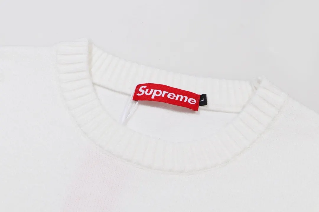 Supreme Embroidered Logo Crew-Neck Sweater D20022089 — view 5