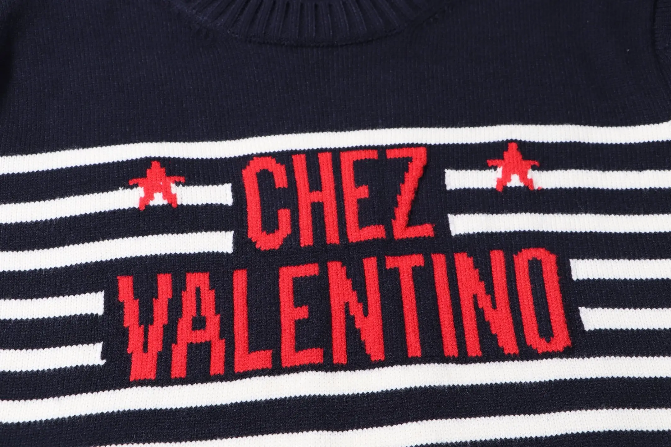 Chez Valentino Striped Logo Crew-Neck Sweater D20022116 — view 8