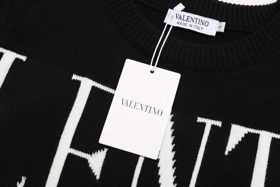 Logo Intarsia Crew-Neck Sweater D20022111 — view 3