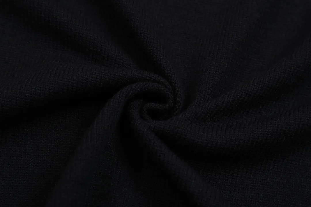 Logo Jacquard Crew-Neck Sweater D20022112 — view 8