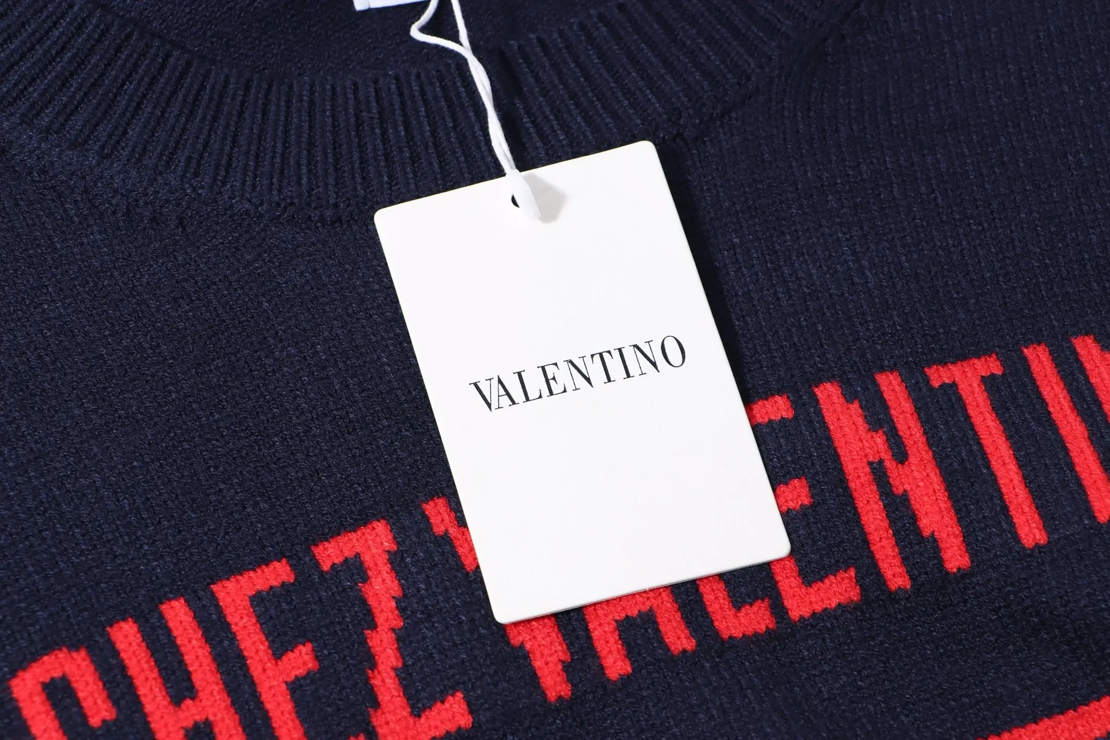 Chez Valentino Intarsia Logo Knit Sweater D20022117 — view 4