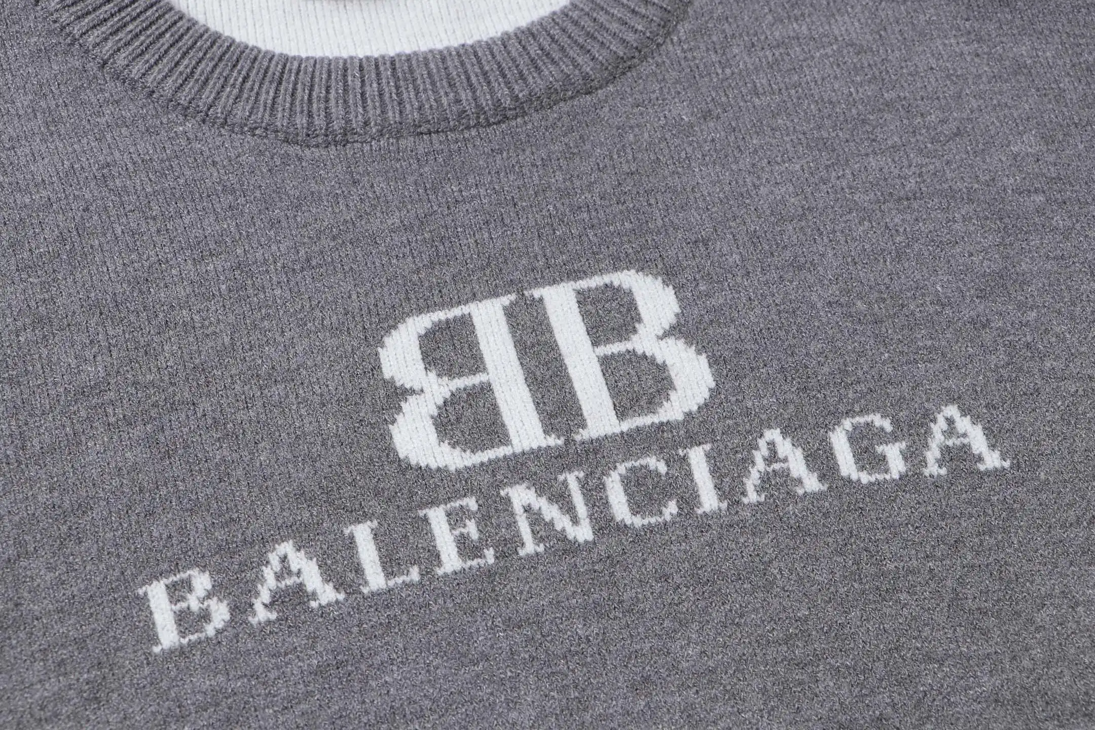 Logo Intarsia Knit Crew-Neck Sweater D21022094 — view 4
