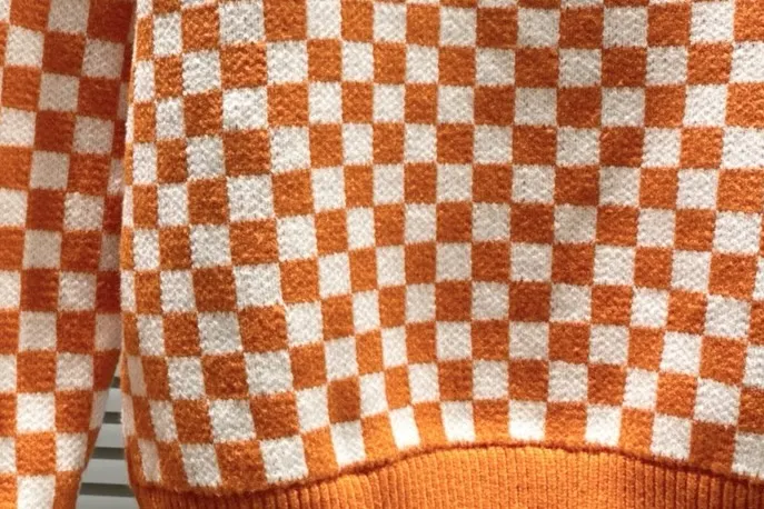 Checkerboard Jacquard Crew-Neck Sweater D21022152 — view 8
