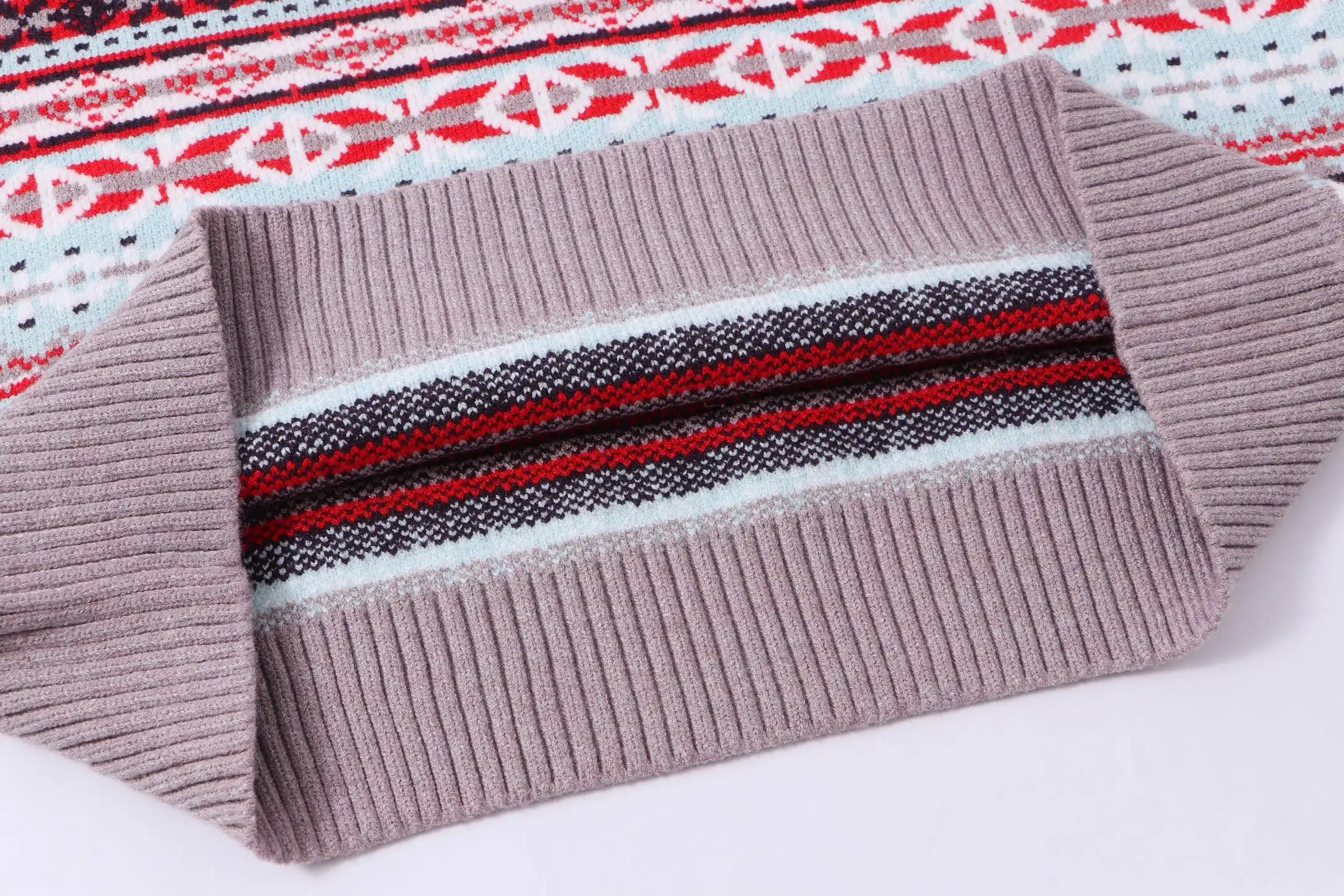 Fair Isle Intarsia Crew-Neck Sweater D21022076 — view 8