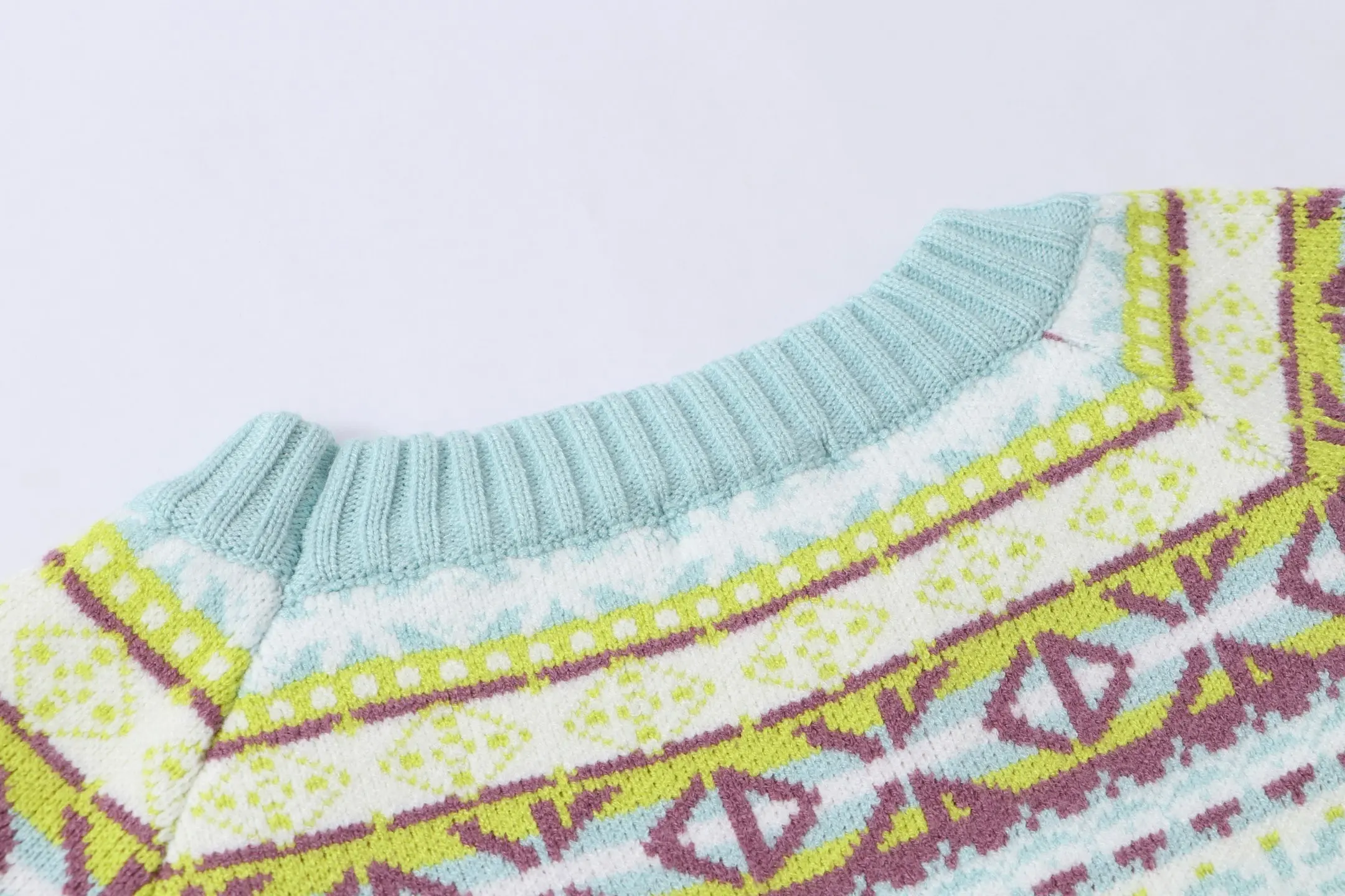 Multicolor Argyle Jacquard Crew-Neck Sweater D21022075 — view 5