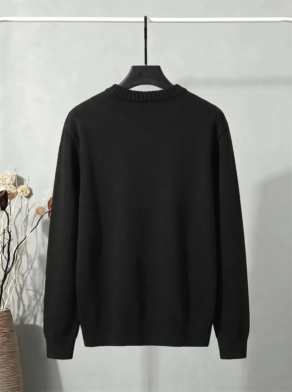Hollywood Logo Embroidered Crew-Neck Sweater D21022143 — view 2