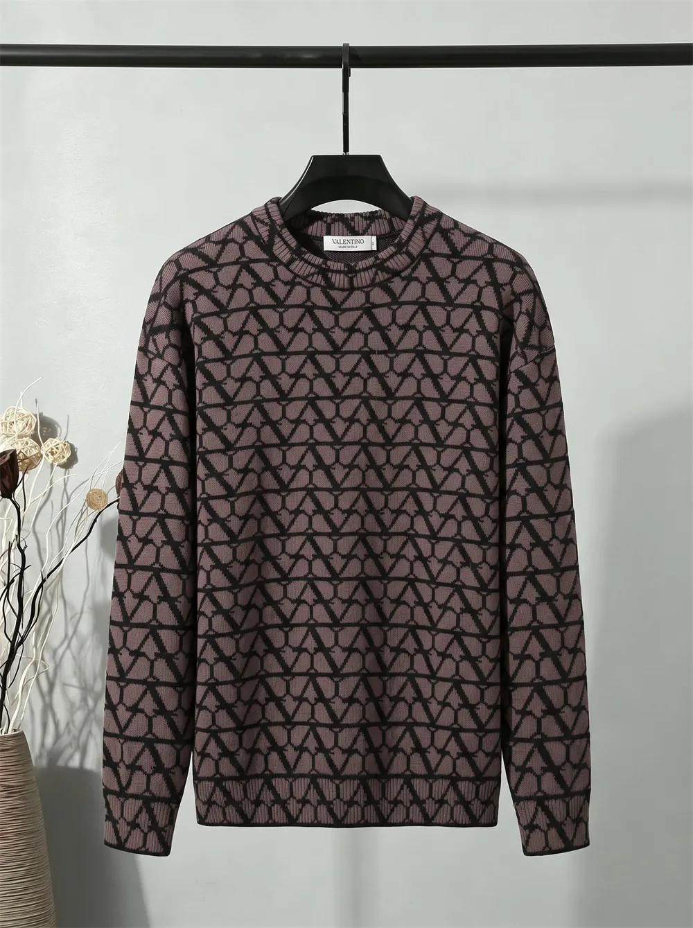V-Logo Monogram Jacquard Crew-Neck Sweater D21022105