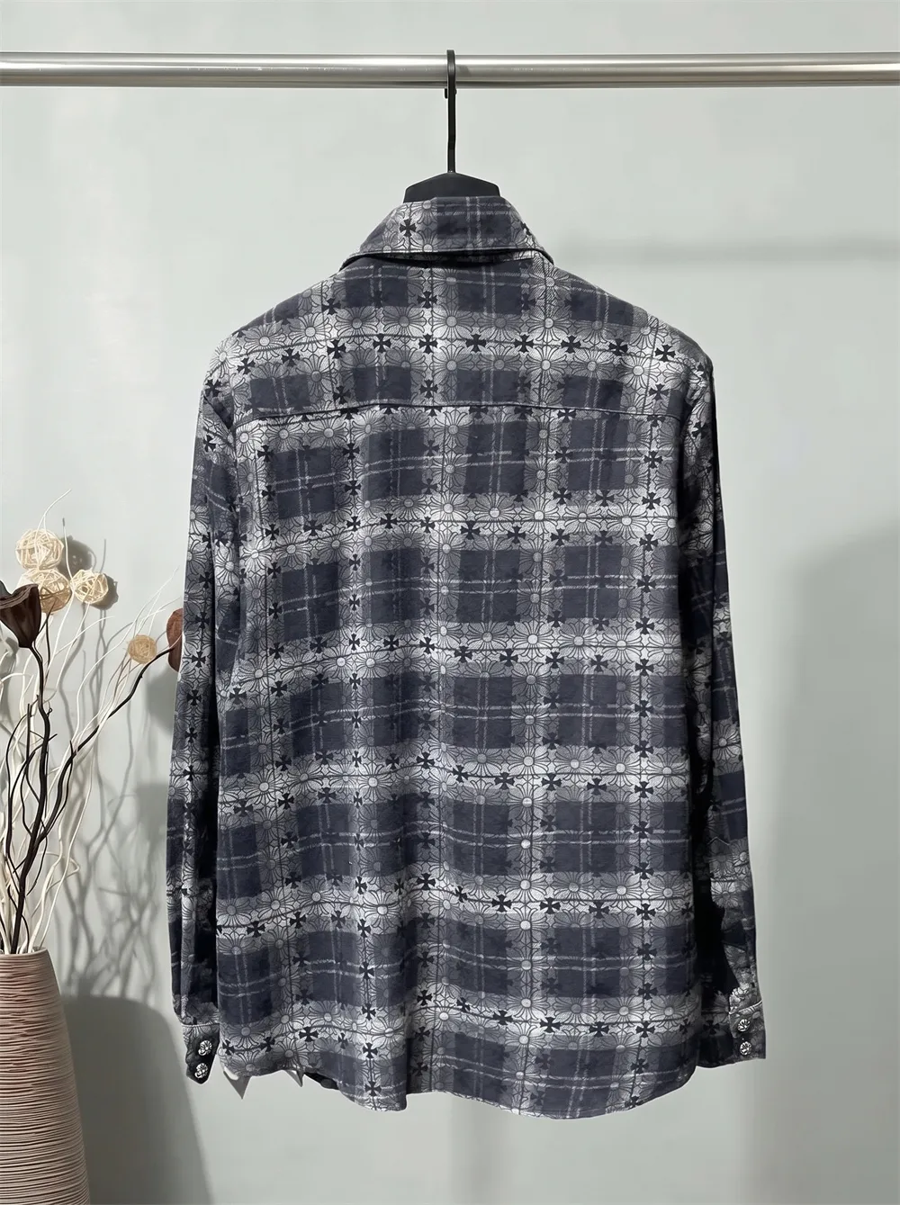 Cross-Jacquard Plaid Flannel Shirt D22022168 — view 2