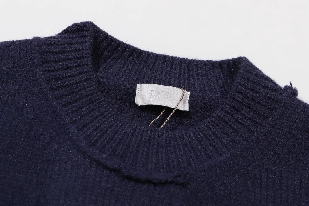Lunar New Year Distressed Crew-Neck Sweater D22022085 — view 3