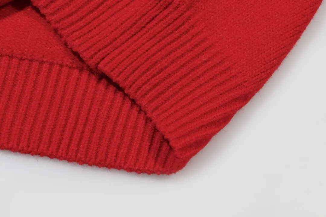 Distressed Logo Crew-Neck Sweater D22022084 — view 8