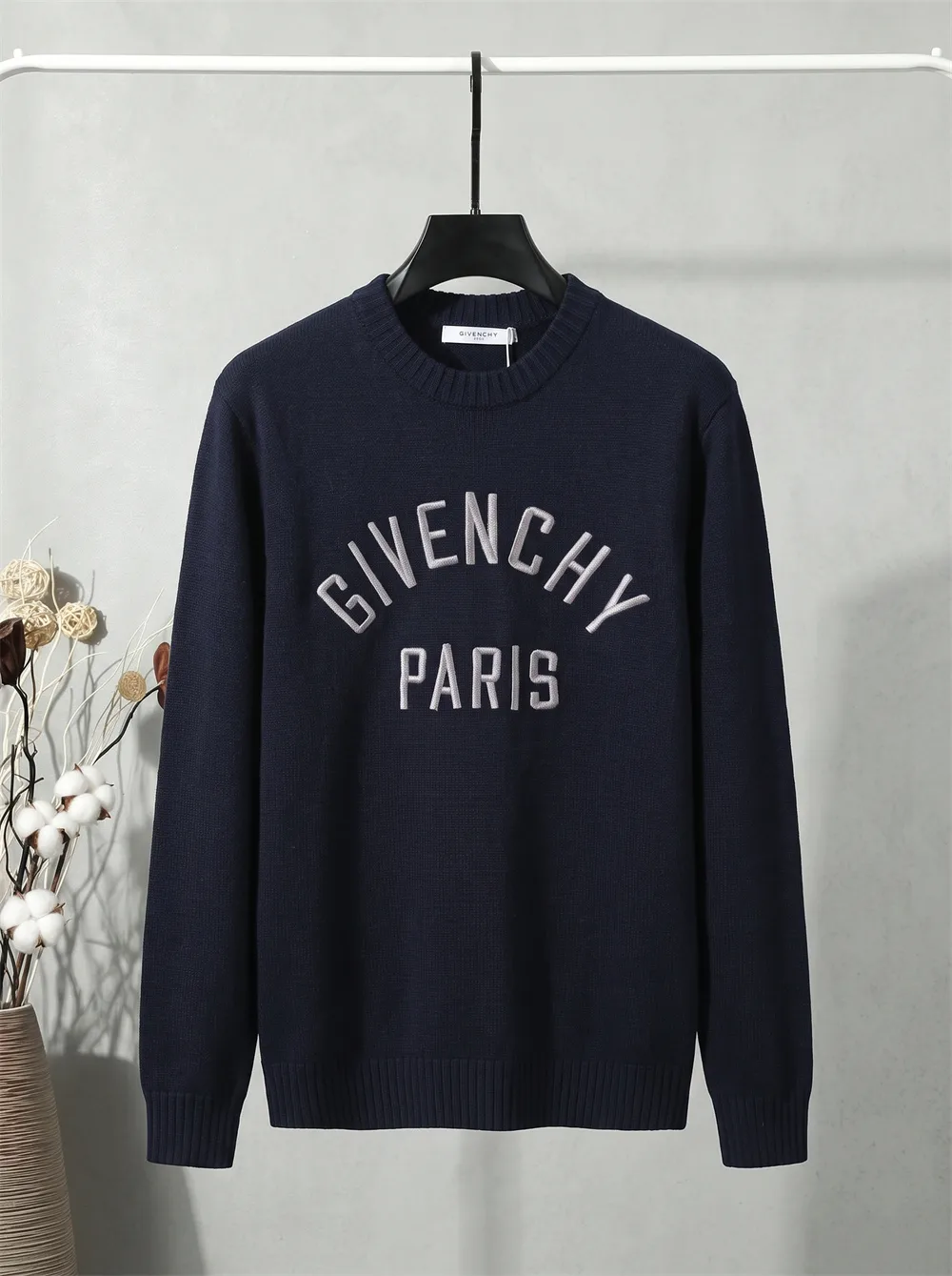 Givenchy Logo Embroidered Crew-Neck Sweater D22022101