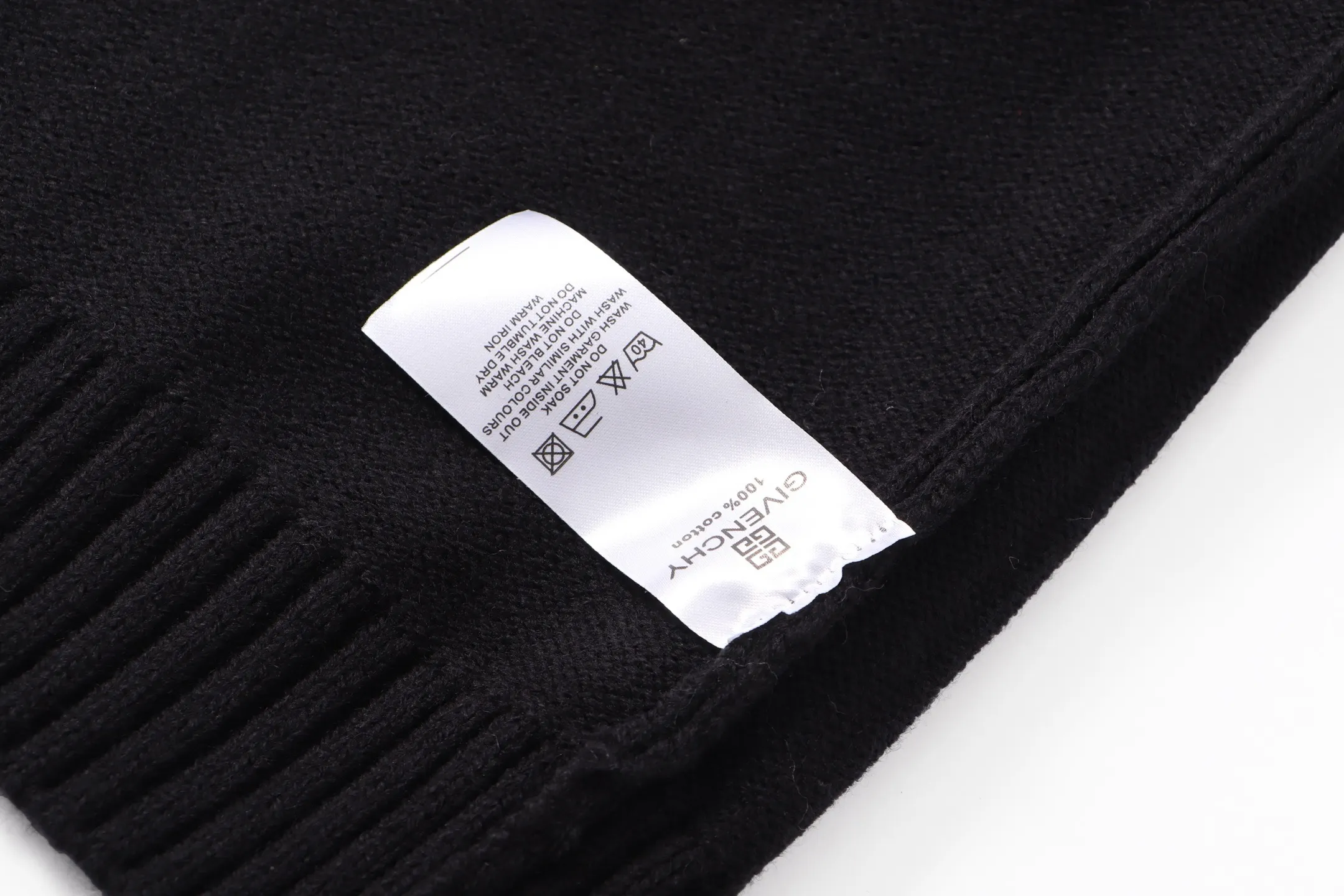 Givenchy Logo Embroidered Crew-Neck Sweater D22022101 — view 8