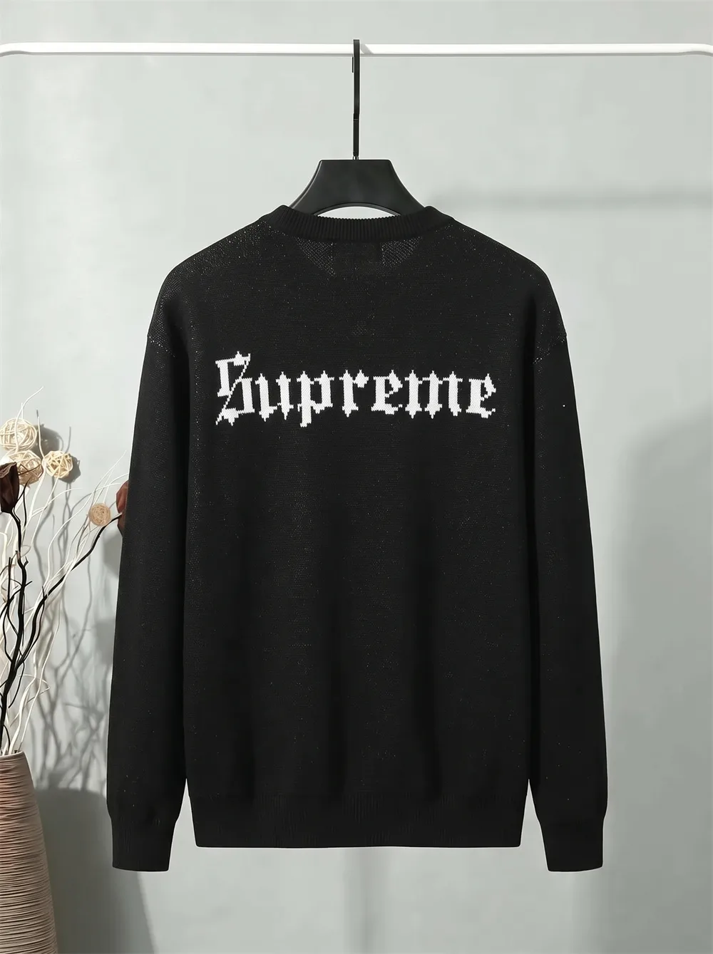 Snow White Jacquard Crew-Neck Sweater D22022091 — view 2