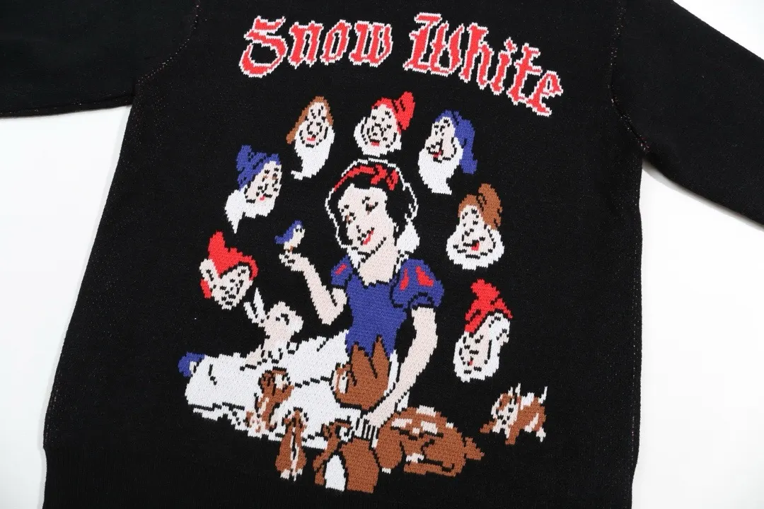 Snow White Jacquard Crew-Neck Sweater D22022091 — view 5