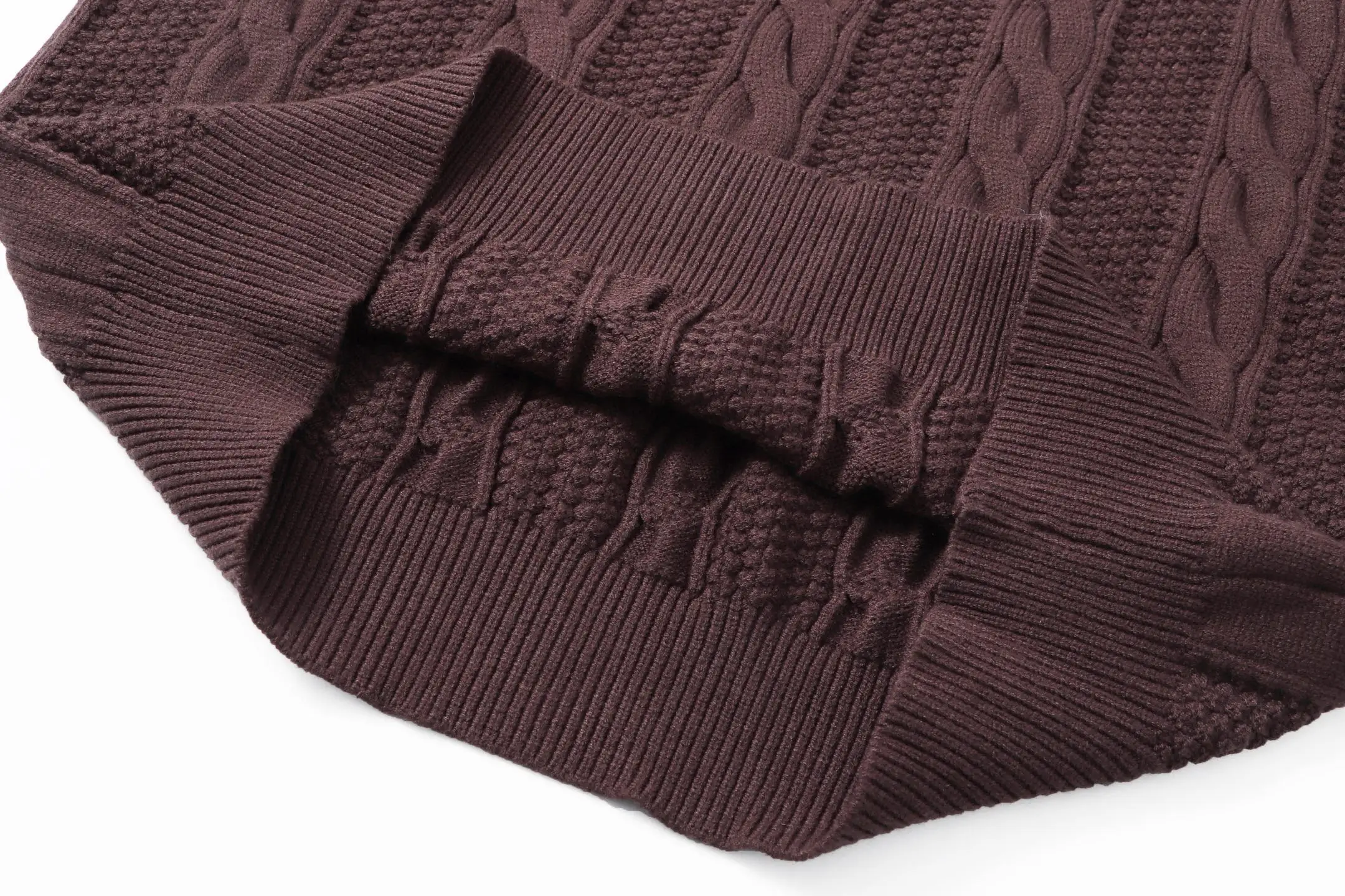 Cable-Knit Crew-Neck Sweater with Leather Logo Patch D23022153 — view 5