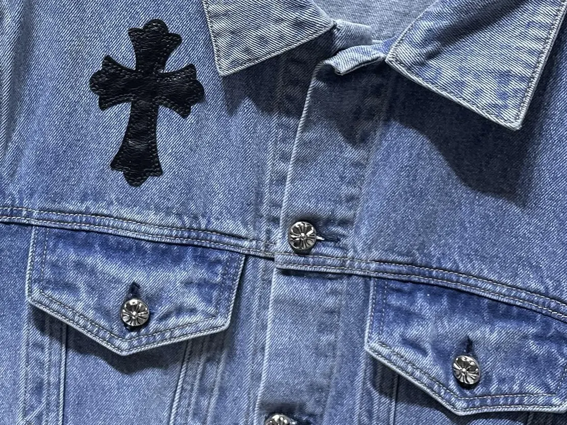Embroidered Leather Patch Denim Jacket D25022161 — view 4