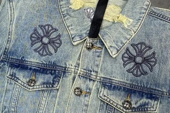 Embroidered Distressed Denim Jacket D25022164 — view 3