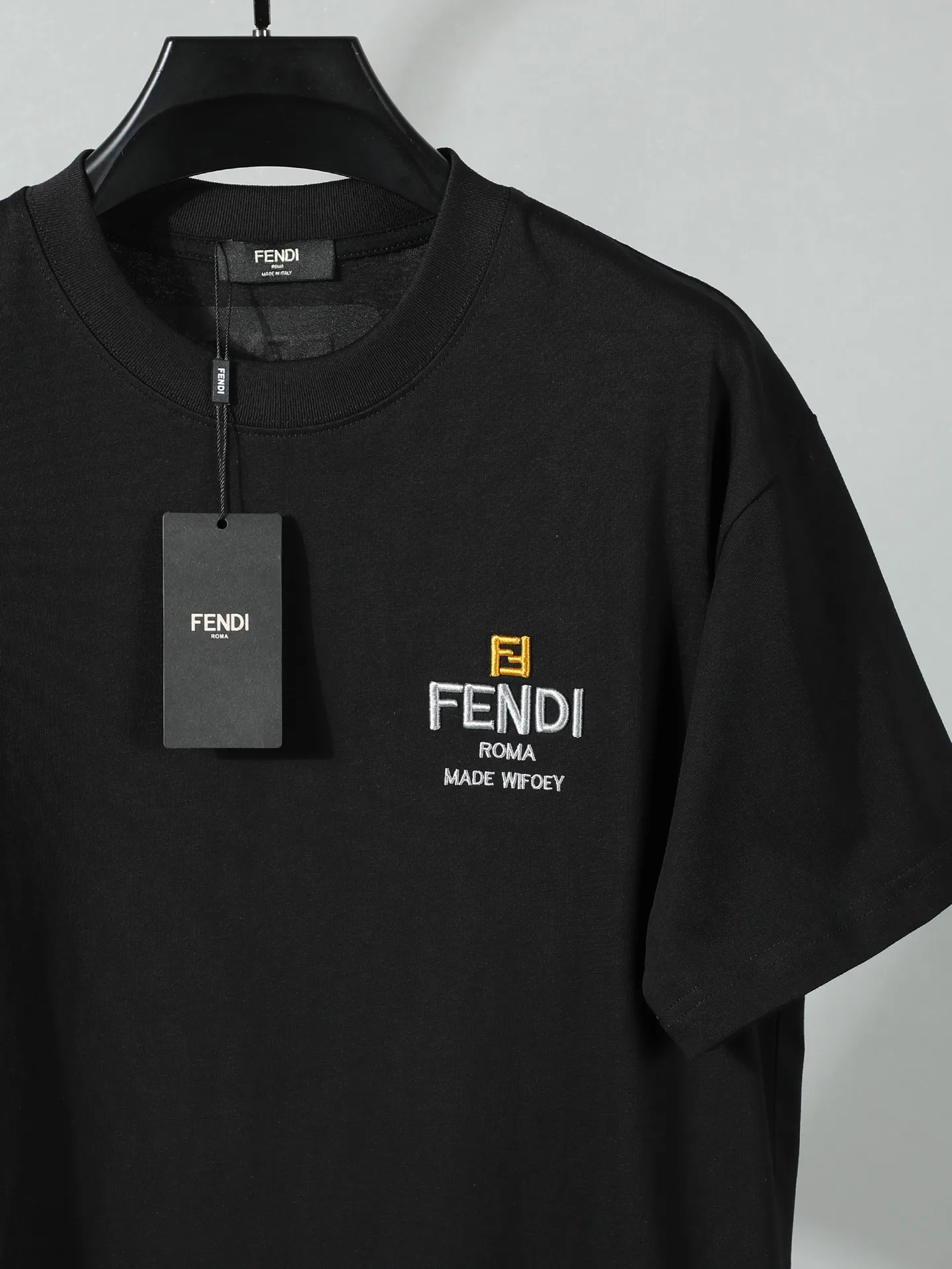 Logo Embroidered Cotton T-Shirt D13011244 — view 3