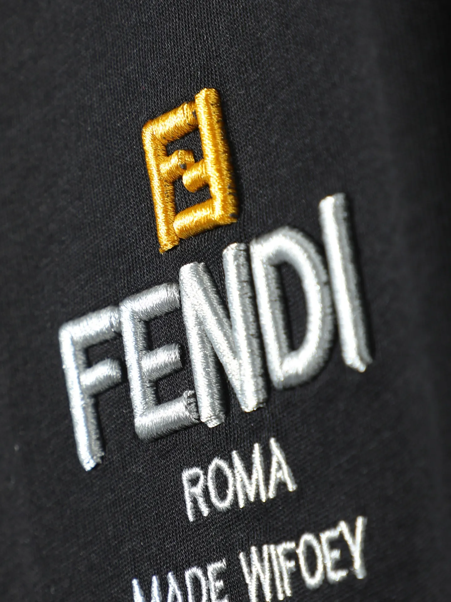 Logo Embroidered Cotton T-Shirt D13011244 — view 5