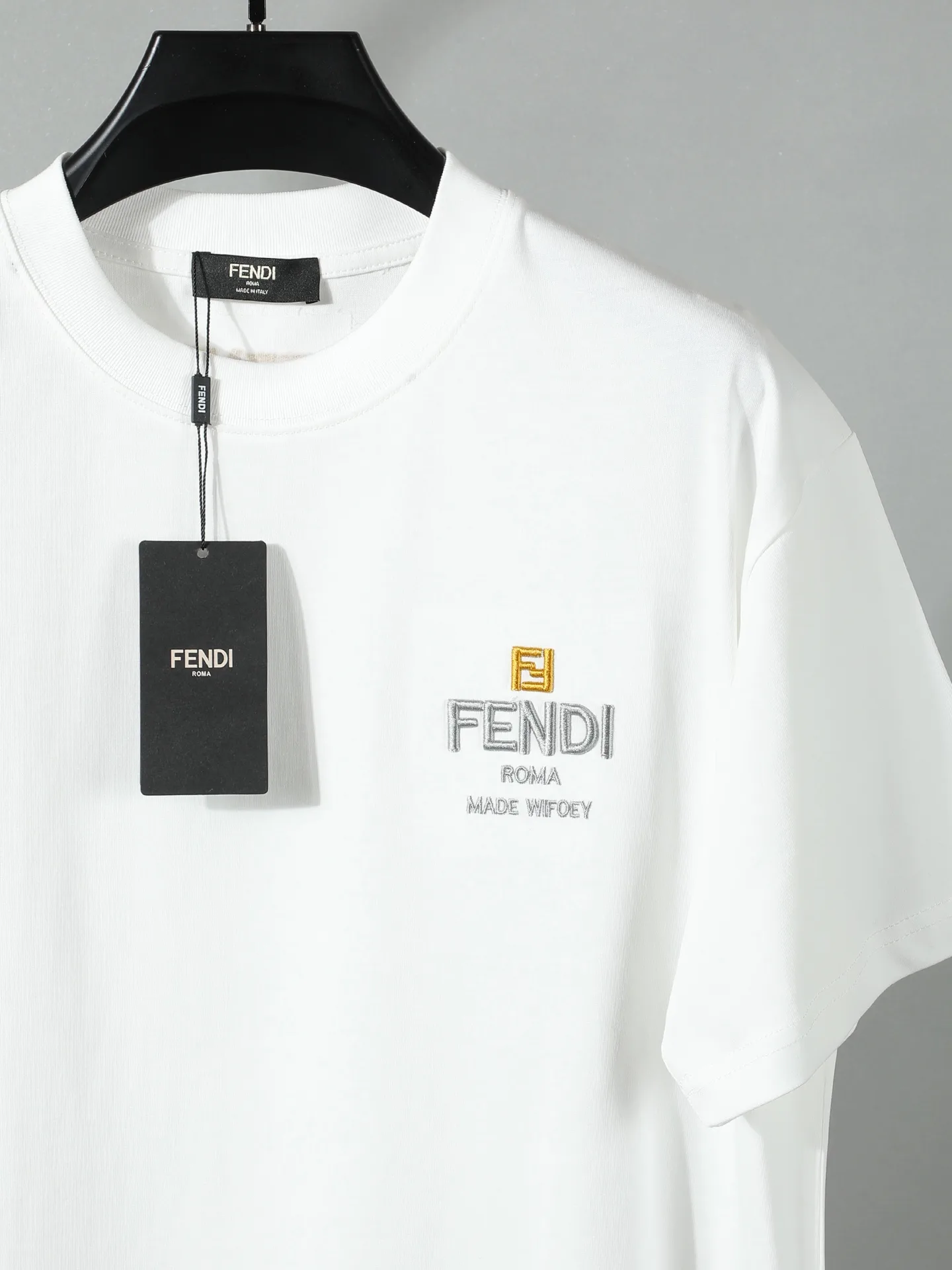 Logo Embroidered Cotton T-Shirt D13011243 — view 3