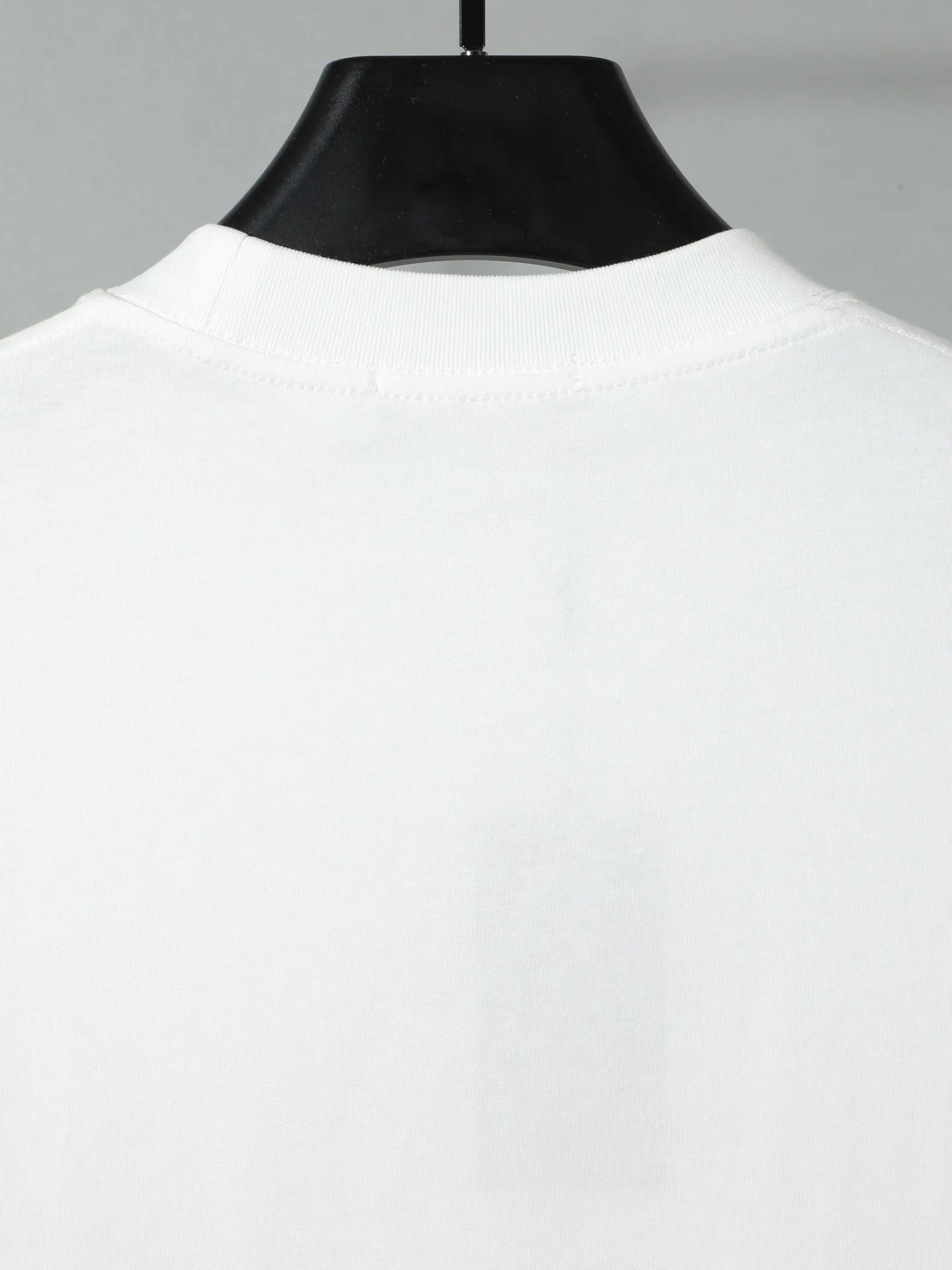 Embroidered Logo Crest Cotton T-Shirt D14011242 — view 7