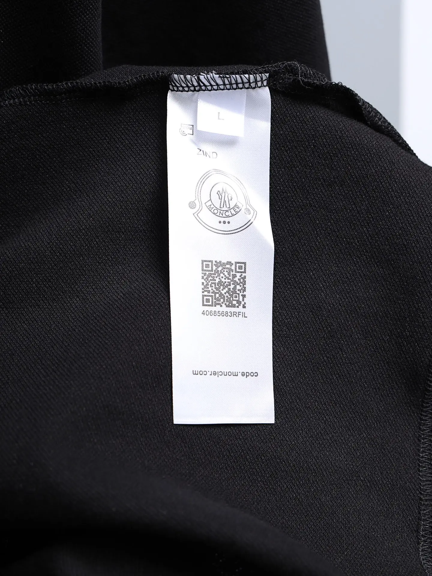 Logo-Embroidered Cotton-Piqué Polo Shirt D14011232 — view 11