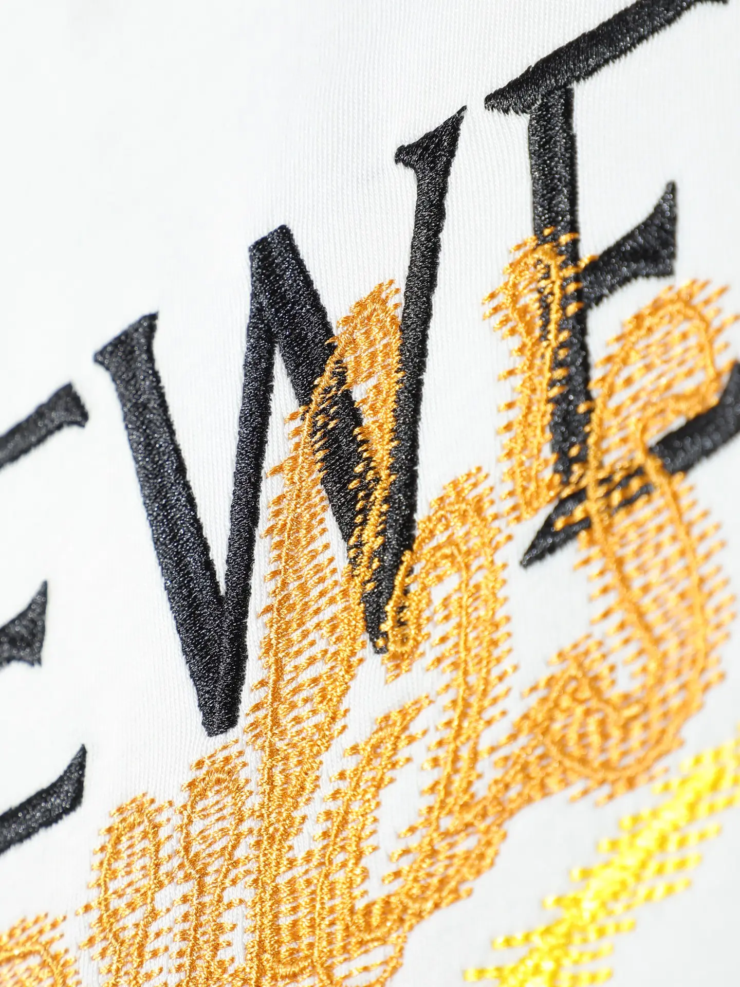 Anagram Embroidered Cotton T-Shirt D14011238 — view 8