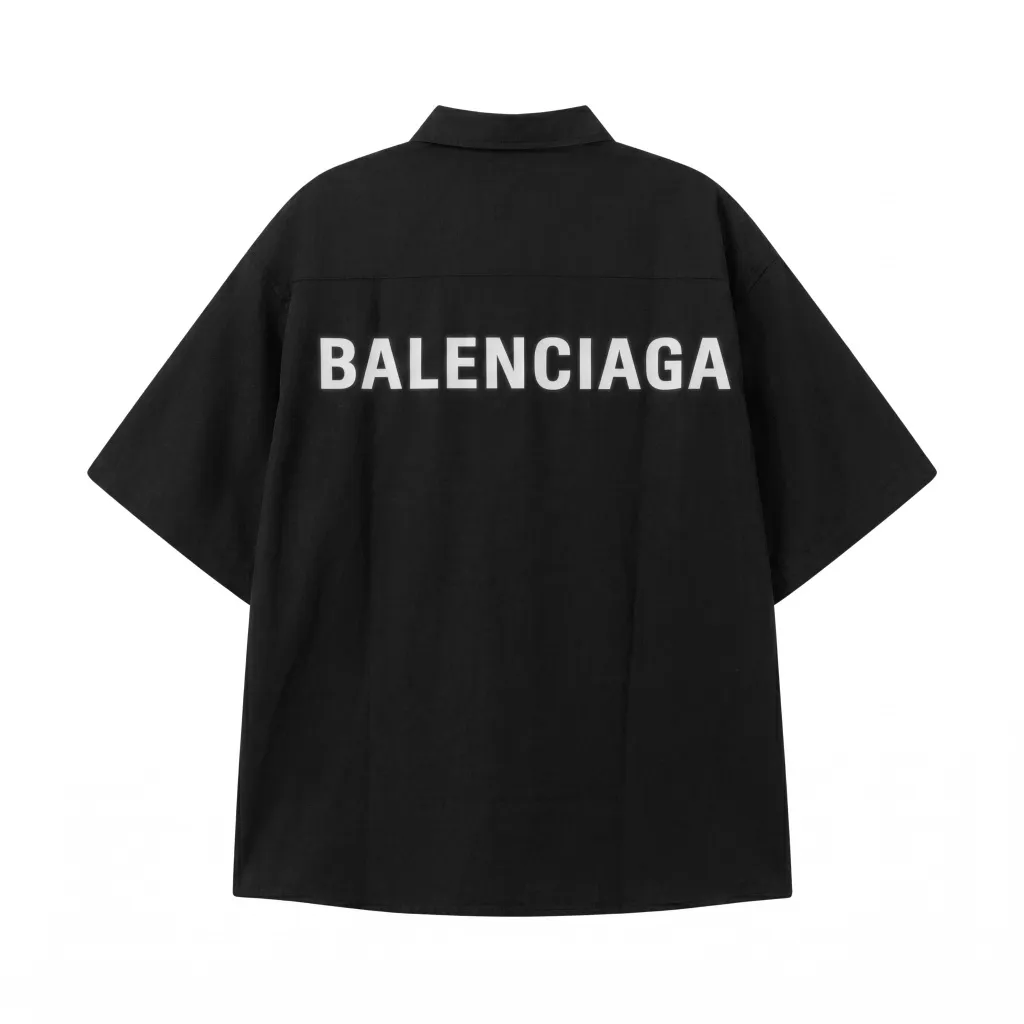 Logo Print Short-Sleeve Button-Down Shirt D16511286 — view 2