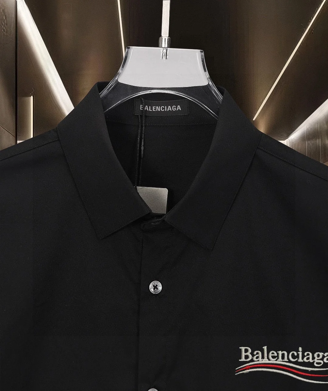 Logo-Embroidered Short-Sleeve Shirt D17511296 — view 5