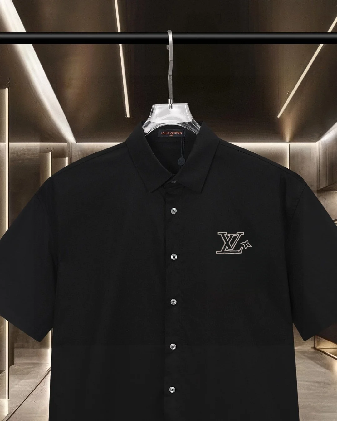 Logo Embroidered Short-Sleeve Shirt D17511298 — view 3
