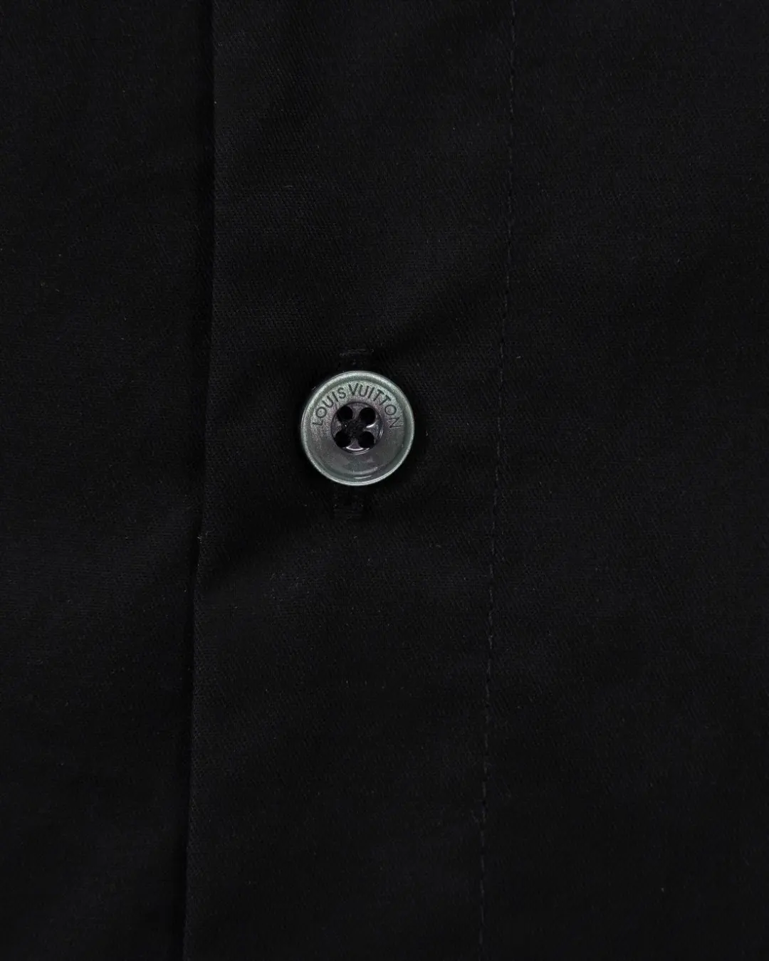 Logo-Embroidered Short-Sleeve Shirt D17511326 — view 10