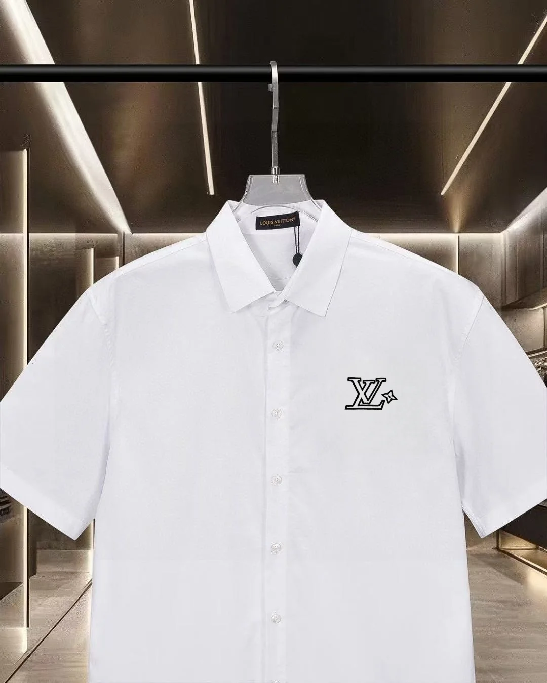 Logo-Embroidered Short-Sleeve Shirt D17511299 — view 3