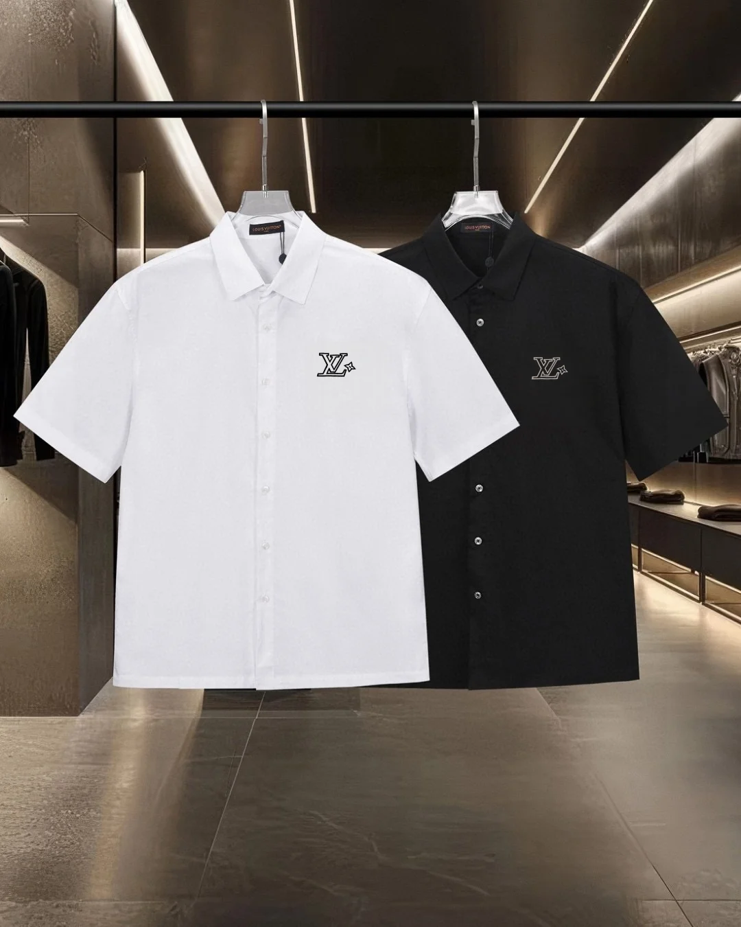 Logo-Embroidered Short-Sleeve Shirt D17511299 — view 11